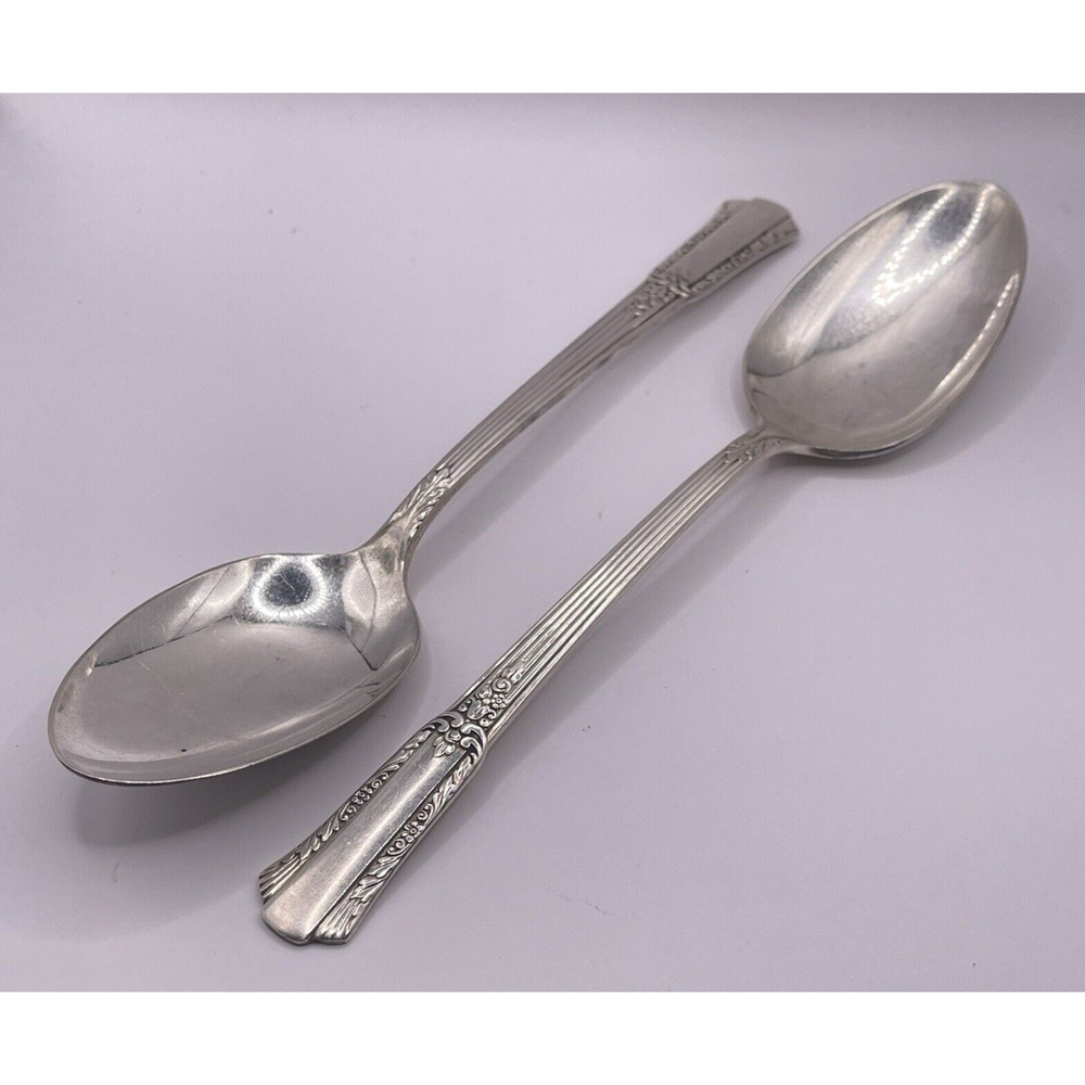 Wm Rogers TREASURE Silverplate 7 1/2" 7.5 Lot (2) Soup Spoon Silverware Overlaid